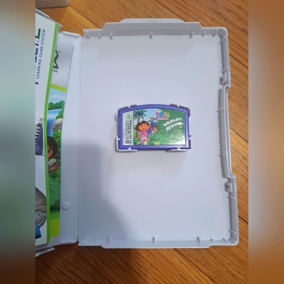 Leapster Nick Jr Dora the Explorer Wildlife Rescue Game - Picture 3 of 3
